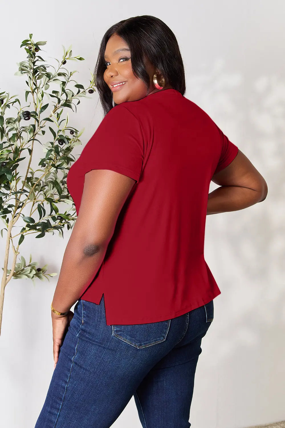 Basic Bae Full Size Round Neck Short Sleeve T-Shirt.