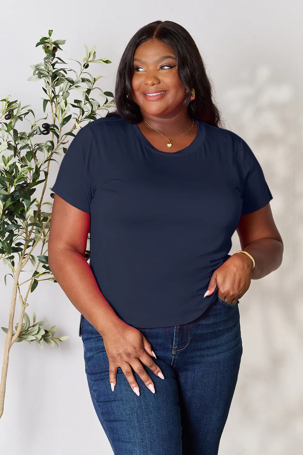 Basic Bae Full Size Round Neck Short Sleeve T-Shirt.